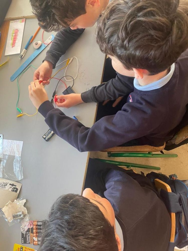 photo 2023 04 20 19 49 40 2